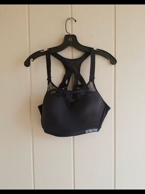 Victoria Secret Womens Incredible Lightweight Max Sports Bra 38D